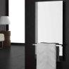 Radiateur sèche-serviettes vertical design en verre SOLE avec clavier caché Novellini