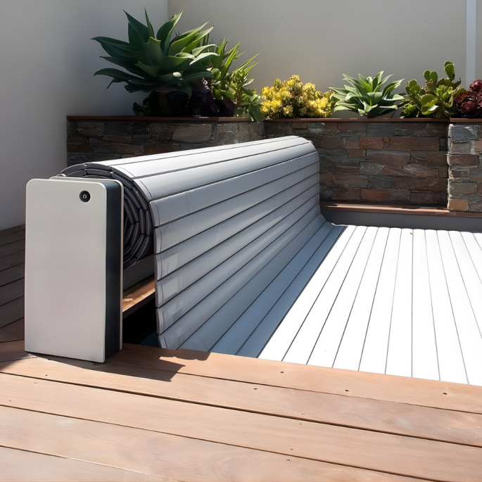 Volet piscine / couverture automatique hors sol Sveltea Astralpool