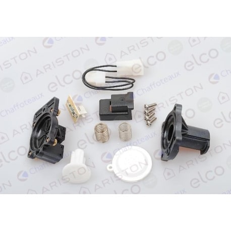 Pressotat circulateur contrôleur de débit pour Ariston Genus 23 MI