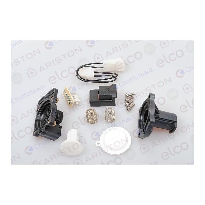Pressotat circulateur contrôleur de débit pour Ariston Genus 23 MI